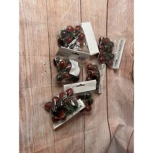 Fake cherries‎